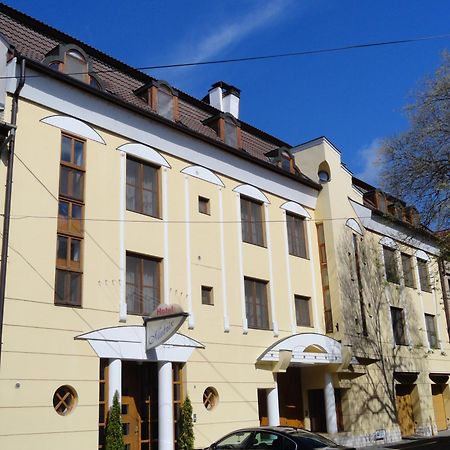 Hotel Matrix Seghedin Exterior foto
