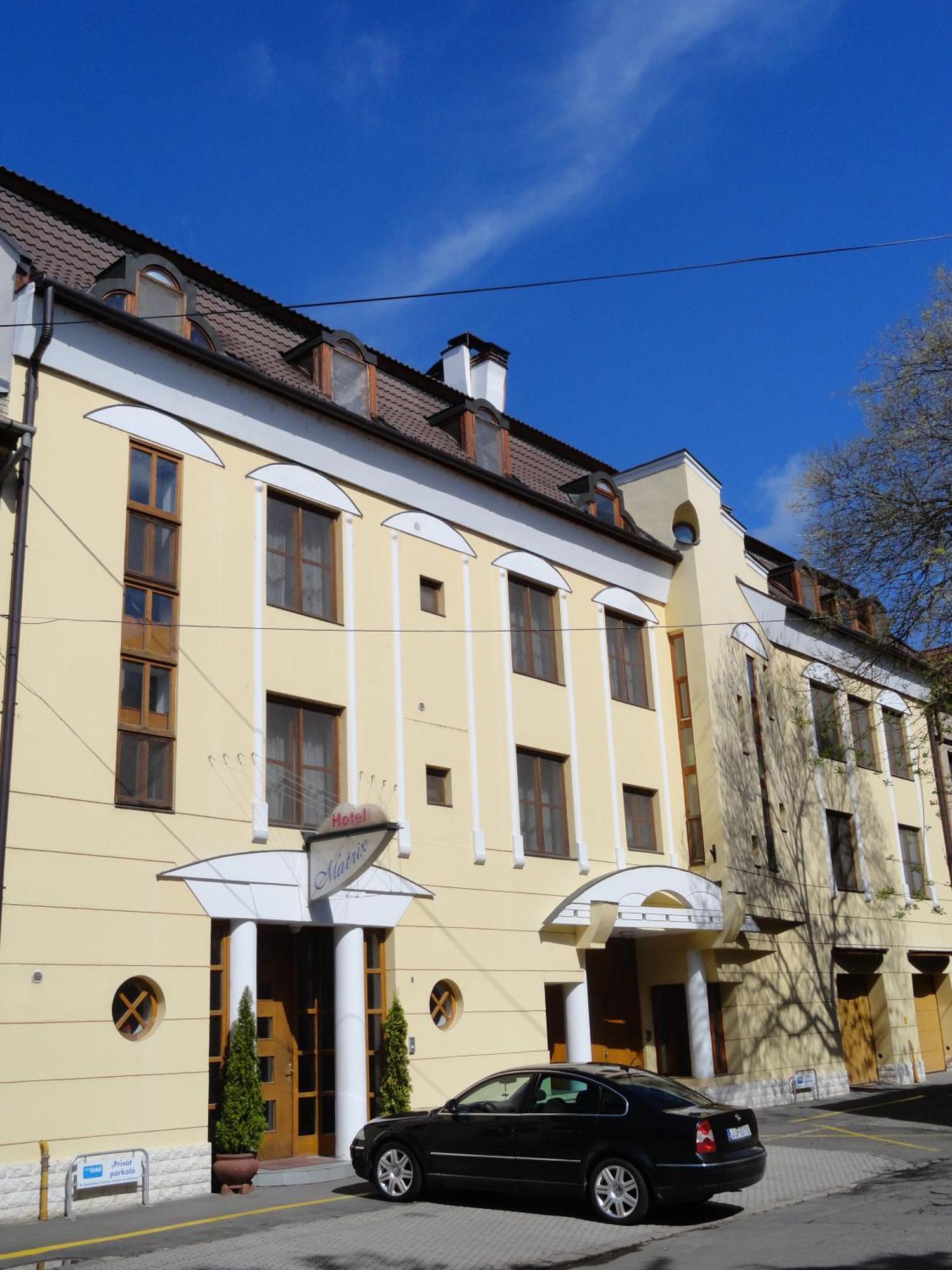 Hotel Matrix Seghedin Exterior foto