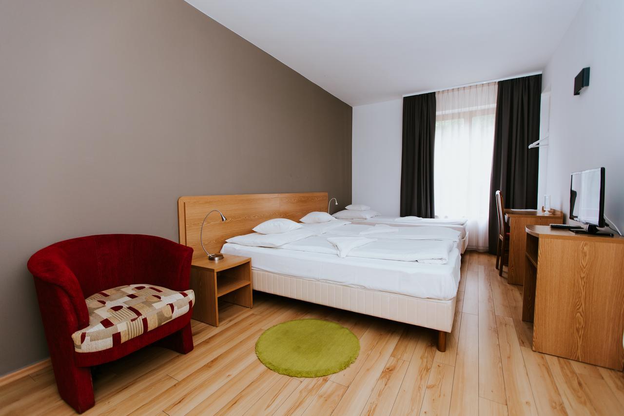 Hotel Matrix Seghedin Exterior foto